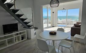 Fantastico Duplex Con Vistas Impresionantes Al Mar